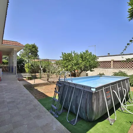 Villa Giusy Con Piscina A 700 Mt Dalla Di